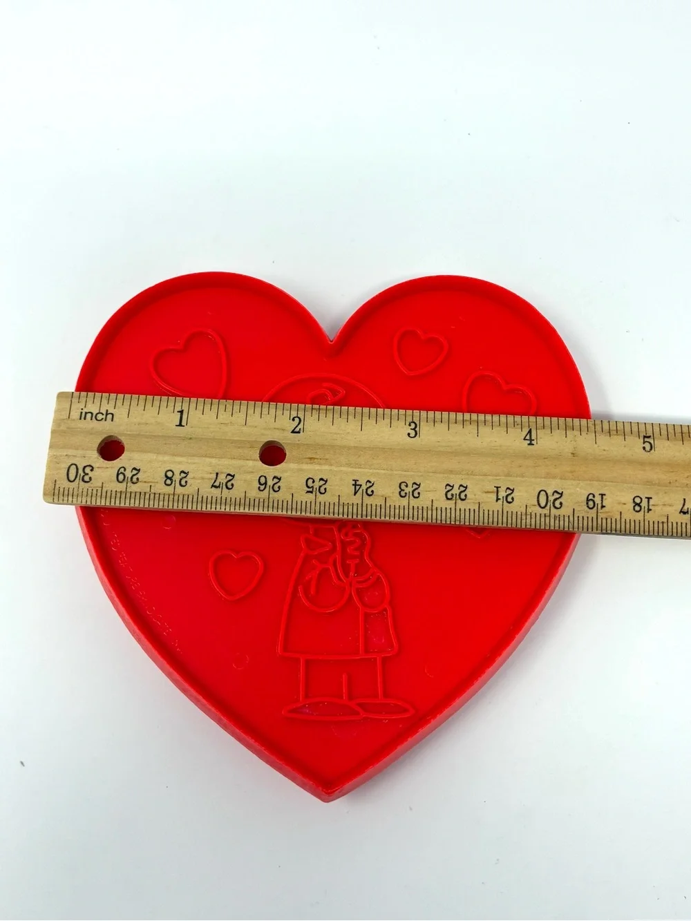 Vintage 70's Snoopy & Charlie Brown Red Heart Valentine Cookie Cutter 4.5”